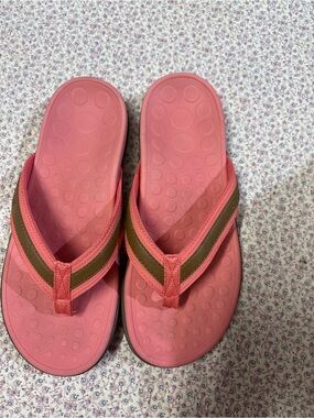 orthaheel Pink and Brown Women's Flip Flop Sandals